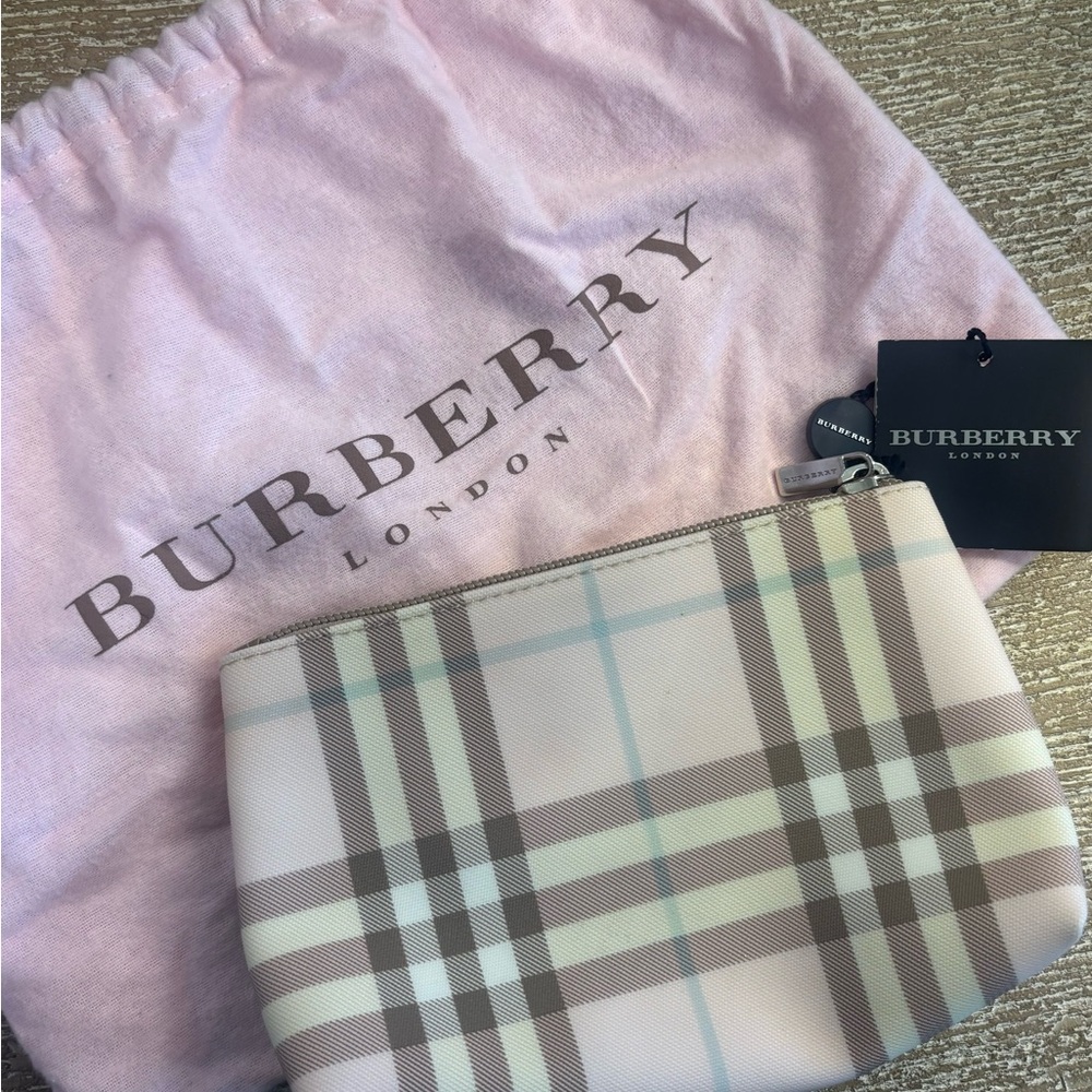 Authentic Burberry vintage pink plaid cosmetic bag/ wallet!